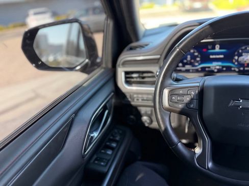 Used 2023 Chevrolet Suburban RST w/ Luxury Package AWD/4WD image 7