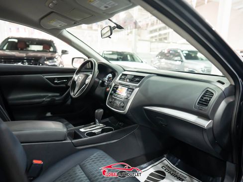 Used 2018 Nissan Altima 2.5 S w/ S Convenience Package image 15