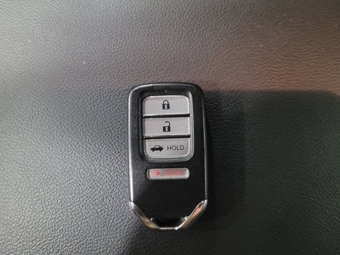 Used 2019 Honda Accord Sport image 32