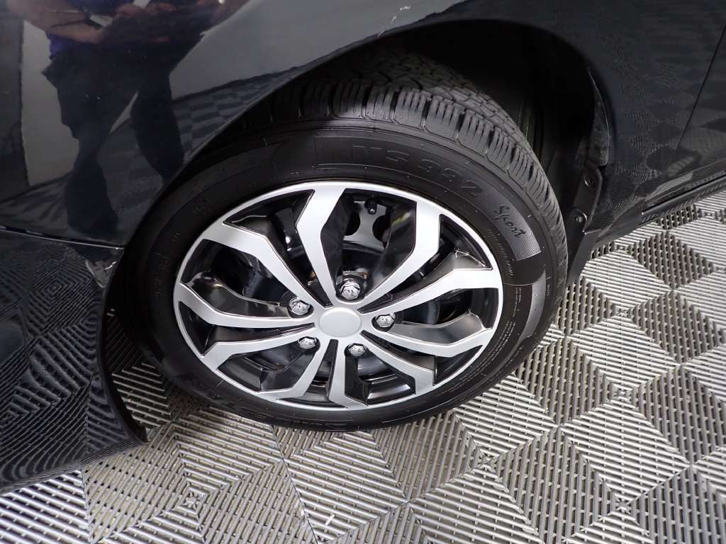 Used 2018 Subaru Impreza 2.0i AWD/4WD image 34