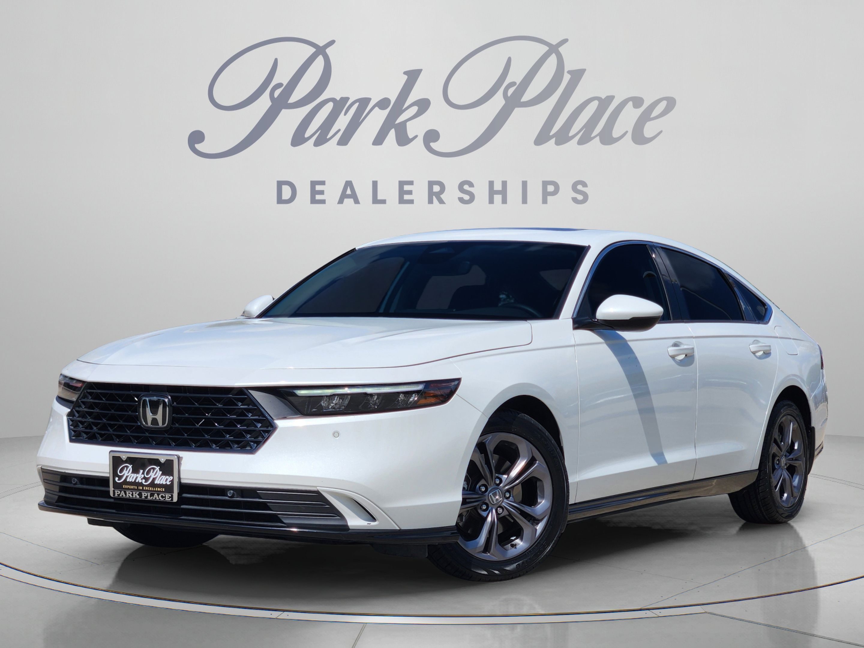 Used 2024 Honda Accord EX-L image 1