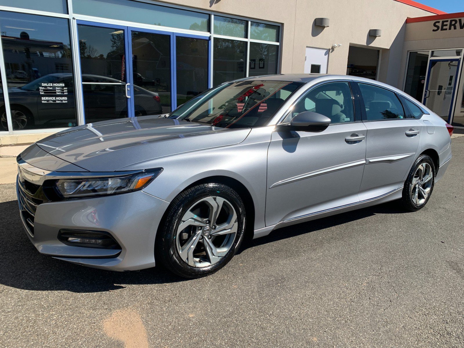 Used 2018 Honda Accord EX-L image 1