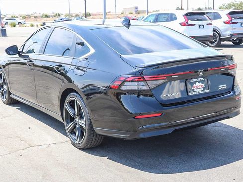 Used 2025 Honda Accord Sport image 8