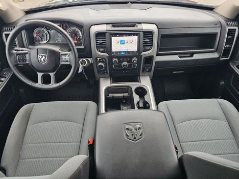 Used 2022 RAM 1500 Express w/ Wheel & Sound Group AWD/4WD image 18