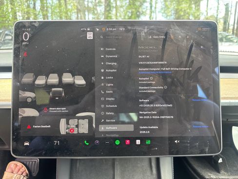 Used 2021 Tesla Model 3 Standard Range Plus image 14