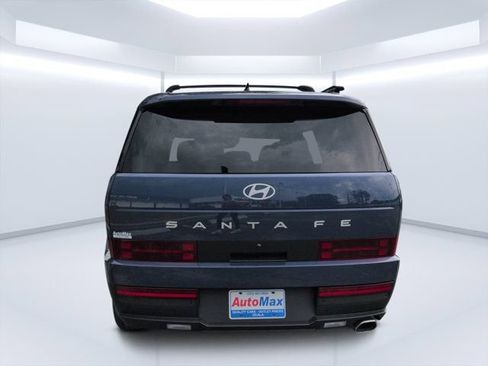 Used 2025 Hyundai Santa Fe SEL FWD image 4