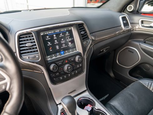 Used 2018 Jeep Grand Cherokee Trackhawk image 19