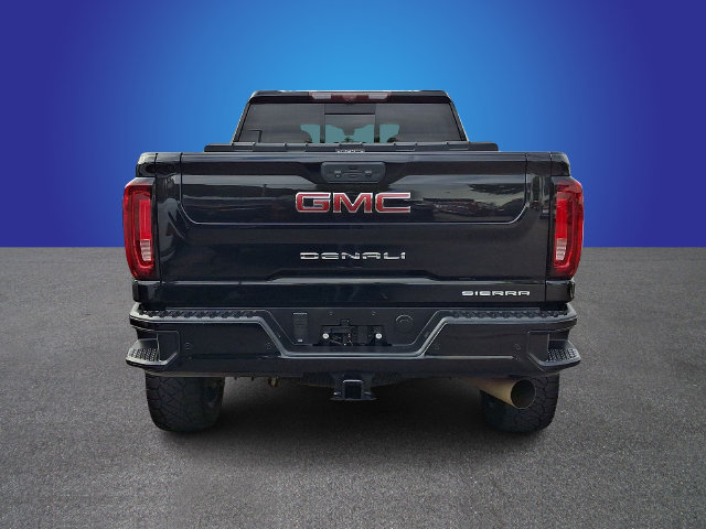 Used 2022 GMC Sierra 2500 Denali w/ Denali Black Diamond Edition AWD/4WD image 5