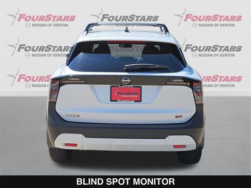 New 2026 Nissan Kicks SR w/ SR Premium Package image 5