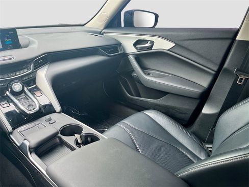 Used 2023 Acura TLX w/ Technology Package image 25