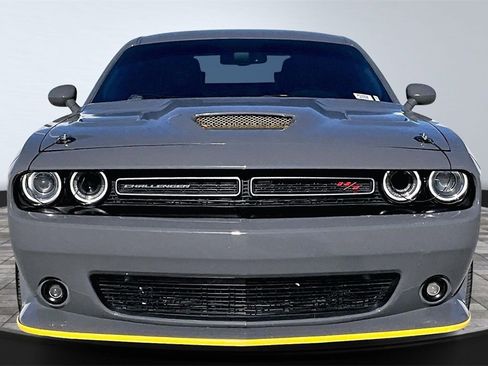 Used 2016 Dodge Challenger R/T Scat Pack w/ Leather Interior Group image 4