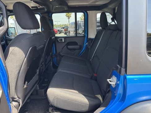 Used 2024 Jeep Wrangler Unlimited Rubicon 4xe AWD/4WD image 15