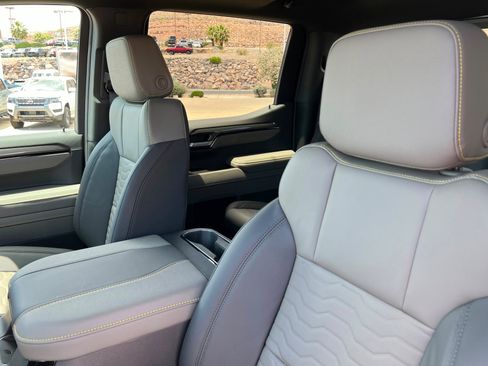 New 2026 Chevrolet Silverado 1500 ZR2 w/ LPO, Dark Essentials Package AWD/4WD image 17
