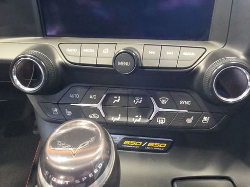 Used 2016 Chevrolet Corvette Z06 w/ 3LZ Preferred Equipment Group RWD image 33