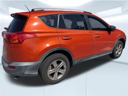 Used 2015 Toyota RAV4 XLE FWD image 5