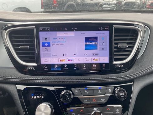 New 2026 Chrysler Pacifica Limited w/ S Appearance Package image 35