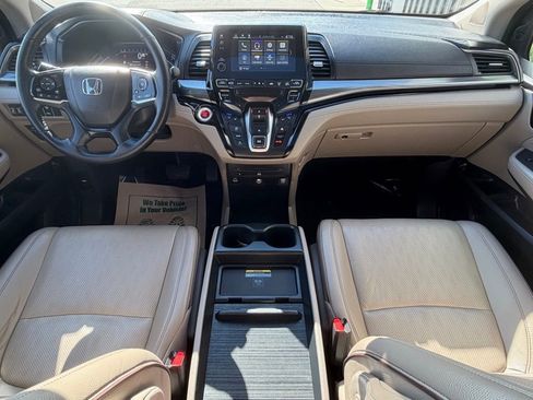 Used 2023 Honda Odyssey Elite image 13