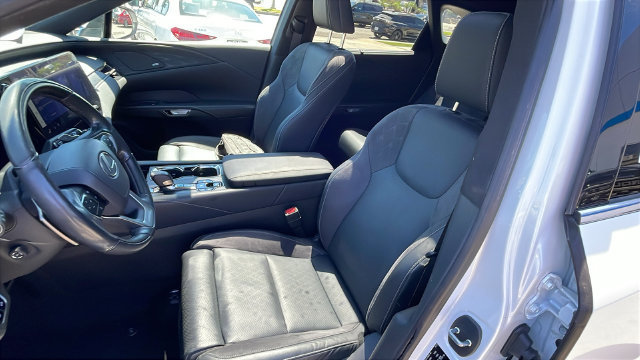 Used 2023 Lexus RX 350 AWD/4WD image 11