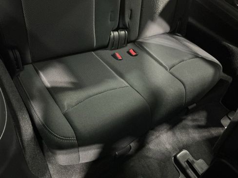 Used 2020 Nissan Pathfinder SV image 25