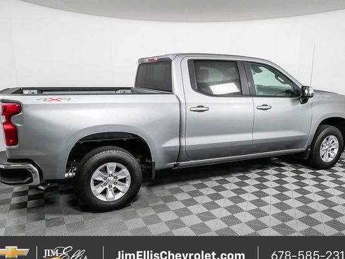 Certified 2025 Chevrolet Silverado 1500 LT image 2