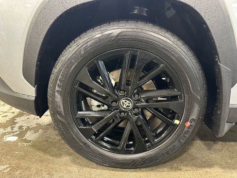 New 2026 Toyota Corolla Cross XSE image 12