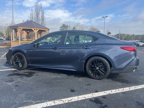 Used 2026 Toyota Camry SE w/ Convenience Package image 10