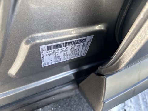 Used 2023 Nissan Rogue SV image 20