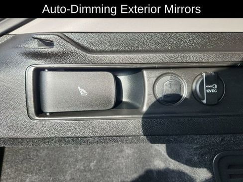 Used 2019 Alfa Romeo Stelvio Ti Lusso w/ Quick Order Package 22X Lusso image 32