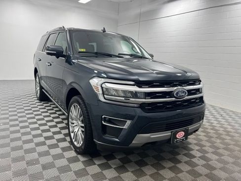 Used 2023 Ford Expedition Limited AWD/4WD image 1