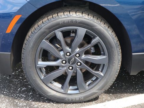 Used 2022 Chevrolet Equinox RS w/ RS Leather Package image 13