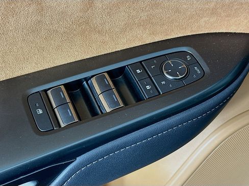 Used 2023 Lexus RZ 450e Premium w/ Accessory Package (2T) image 15