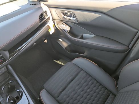 New 2026 Nissan Rogue SV AWD/4WD image 21