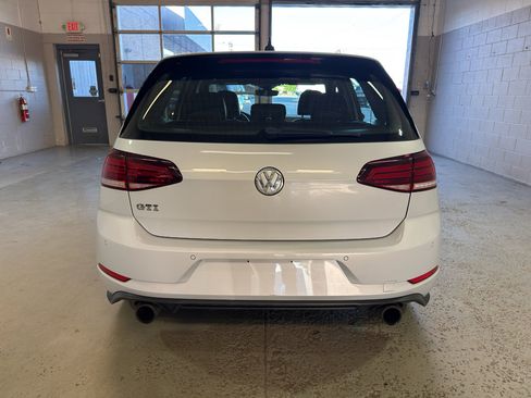 Used 2018 Volkswagen GTI Autobahn FWD image 5