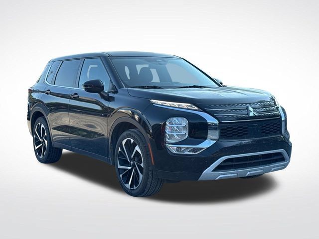Used 2024 Mitsubishi Outlander SE FWD image 9
