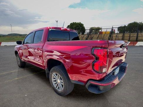 Used 2023 Chevrolet Colorado LT w/ LT Convenience Package II RWD image 4