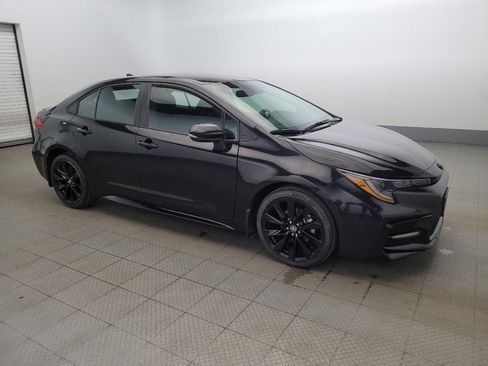 Used 2022 Toyota Corolla SE image 11