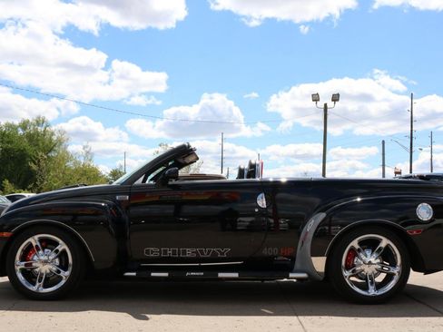 Used 2004 Chevrolet SSR w/ Preferred Equipment Group RWD image 66