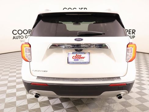 Used 2021 Ford Explorer Limited image 24