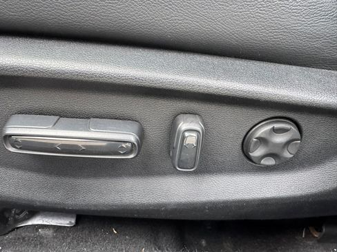 Used 2018 Honda Accord Sport image 12