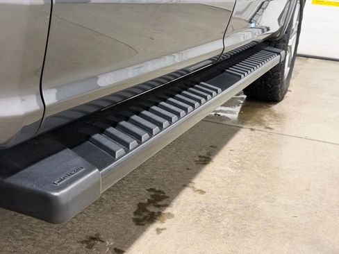 Used 2019 Ford F150 Lariat w/ Equipment Group 502A Luxury image 9