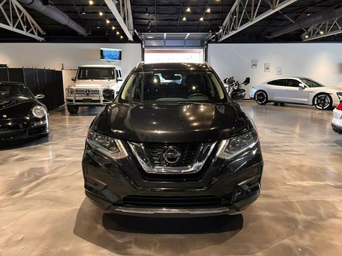 Used 2020 Nissan Rogue SV FWD image 8