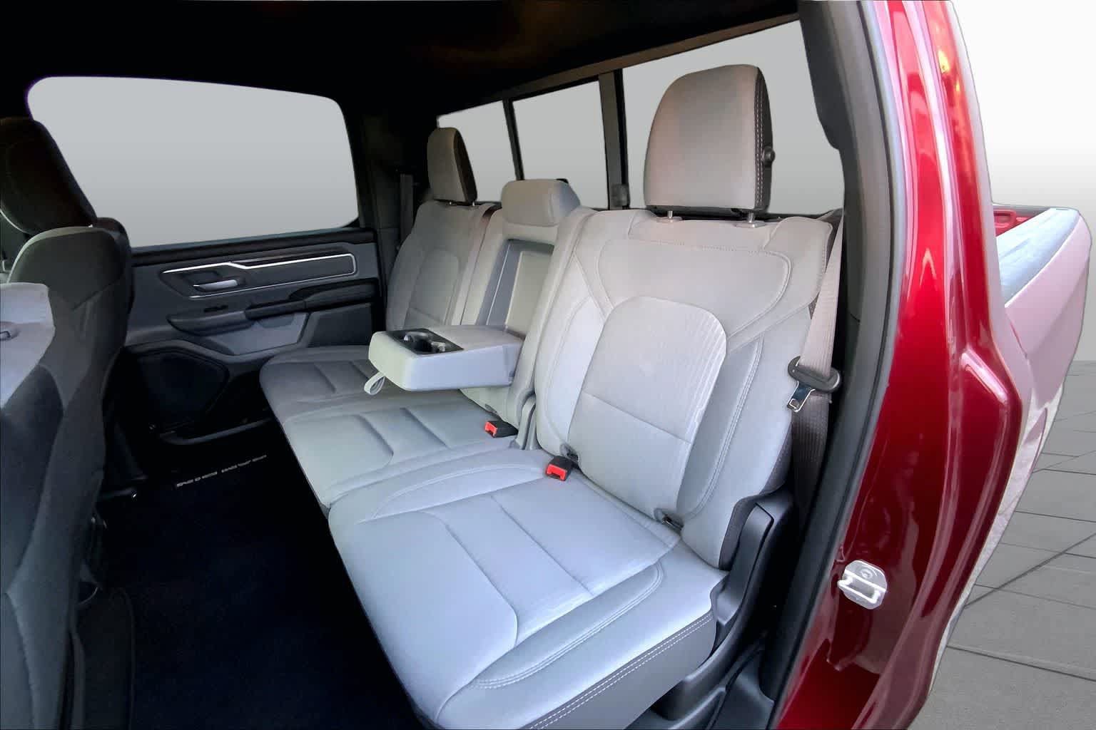 Used 2021 RAM 1500 Big Horn RWD image 20