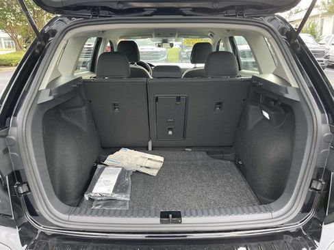 Used 2025 Volkswagen Taos S FWD image 10