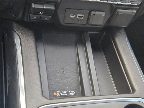 Used 2021 GMC Sierra 1500 AT4 w/ AT4 Preferred Package image 14