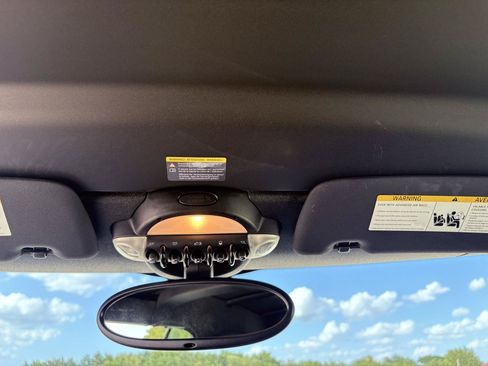 Used 2013 MINI Cooper Convertible FWD image 37
