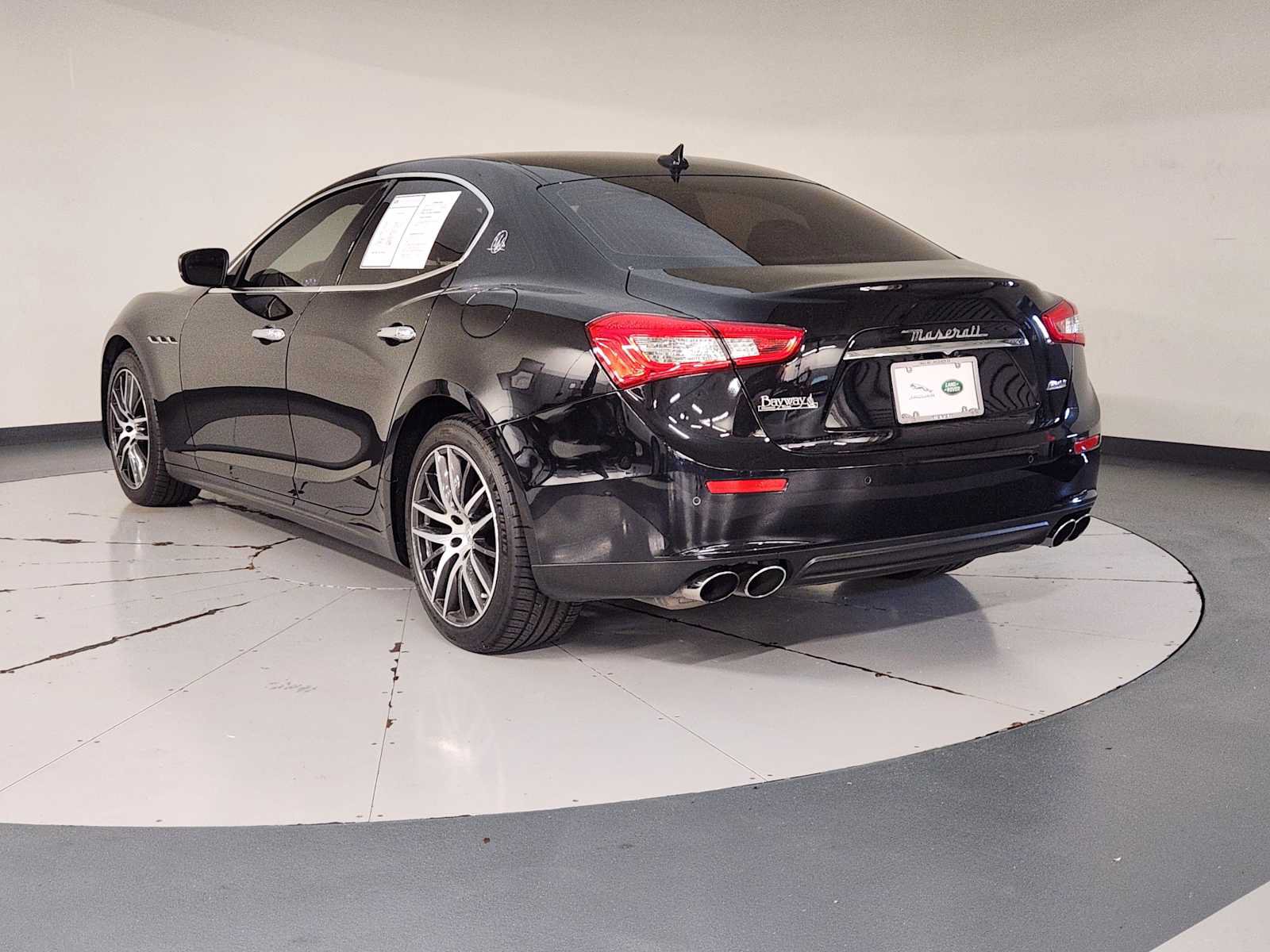 Used 2017 Maserati Ghibli RWD image 6