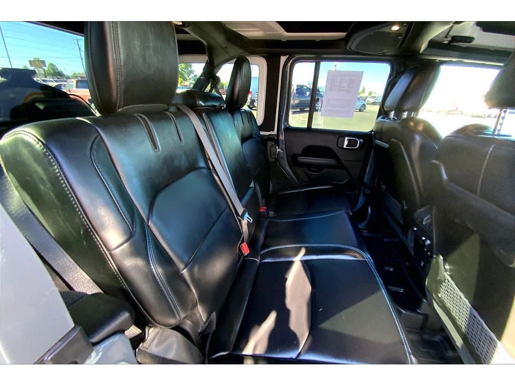 Used 2024 Jeep Wrangler Unlimited Rubicon 4xe AWD/4WD image 27