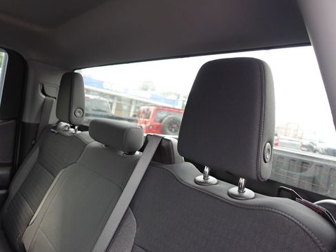 Used 2024 Chevrolet Silverado 1500 Custom AWD/4WD image 29
