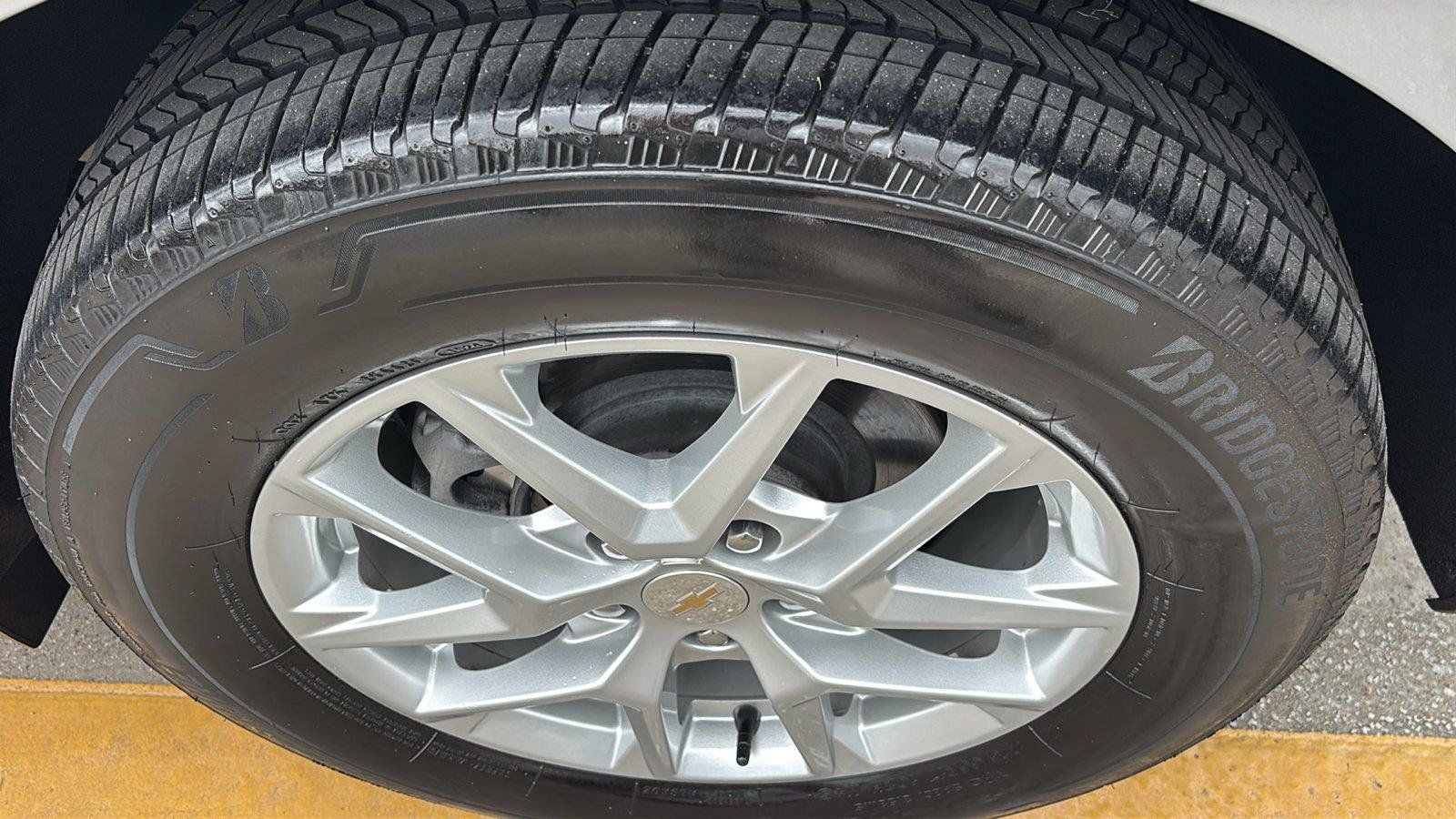 Certified 2024 Chevrolet Equinox LT AWD/4WD image 12