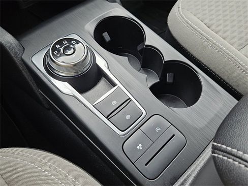 Used 2022 Ford Escape SE w/ Cold Weather Package image 20